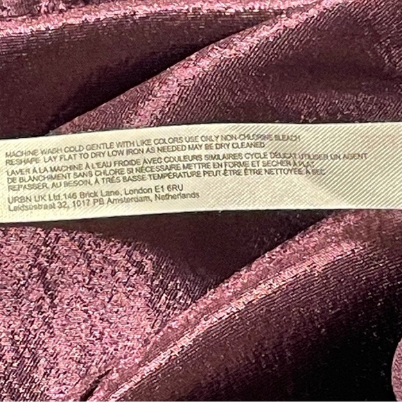 INTIMATELY by FREE PEOPLE NWOT Chasing Love Ruffle Satin Pajama in Precious Wine - Picture 12 of 13